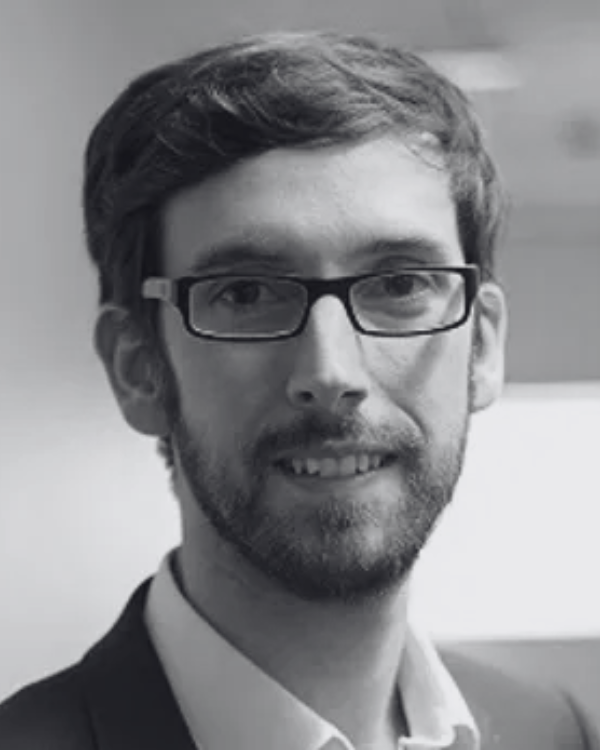 Dr. Matthieu Picault